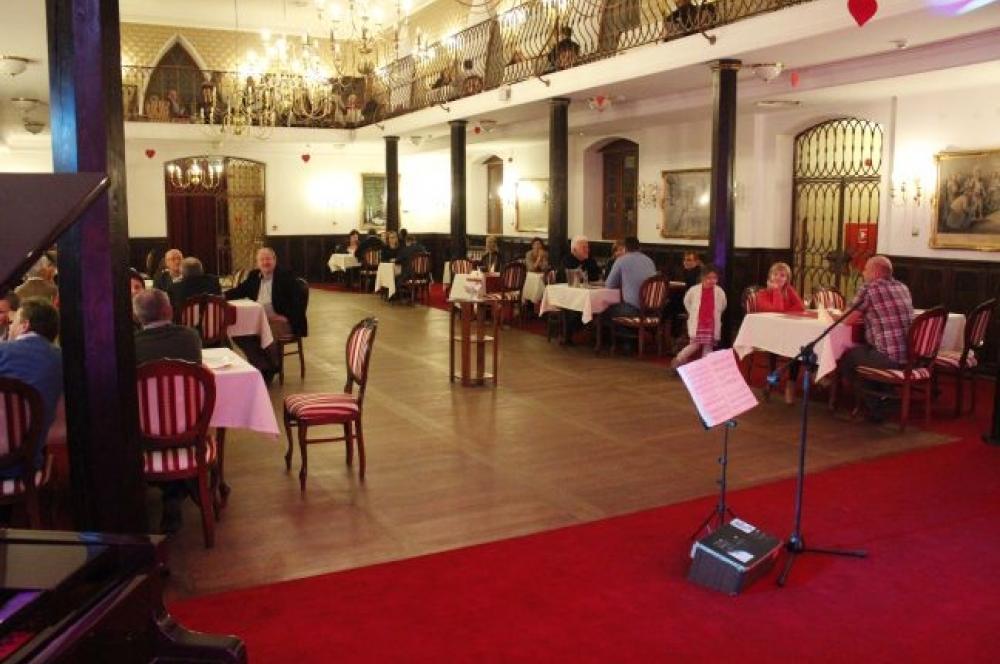 Zamek Gostynin Aparthotel Εξωτερικό φωτογραφία