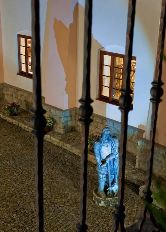 Zamek Gostynin Aparthotel Εξωτερικό φωτογραφία